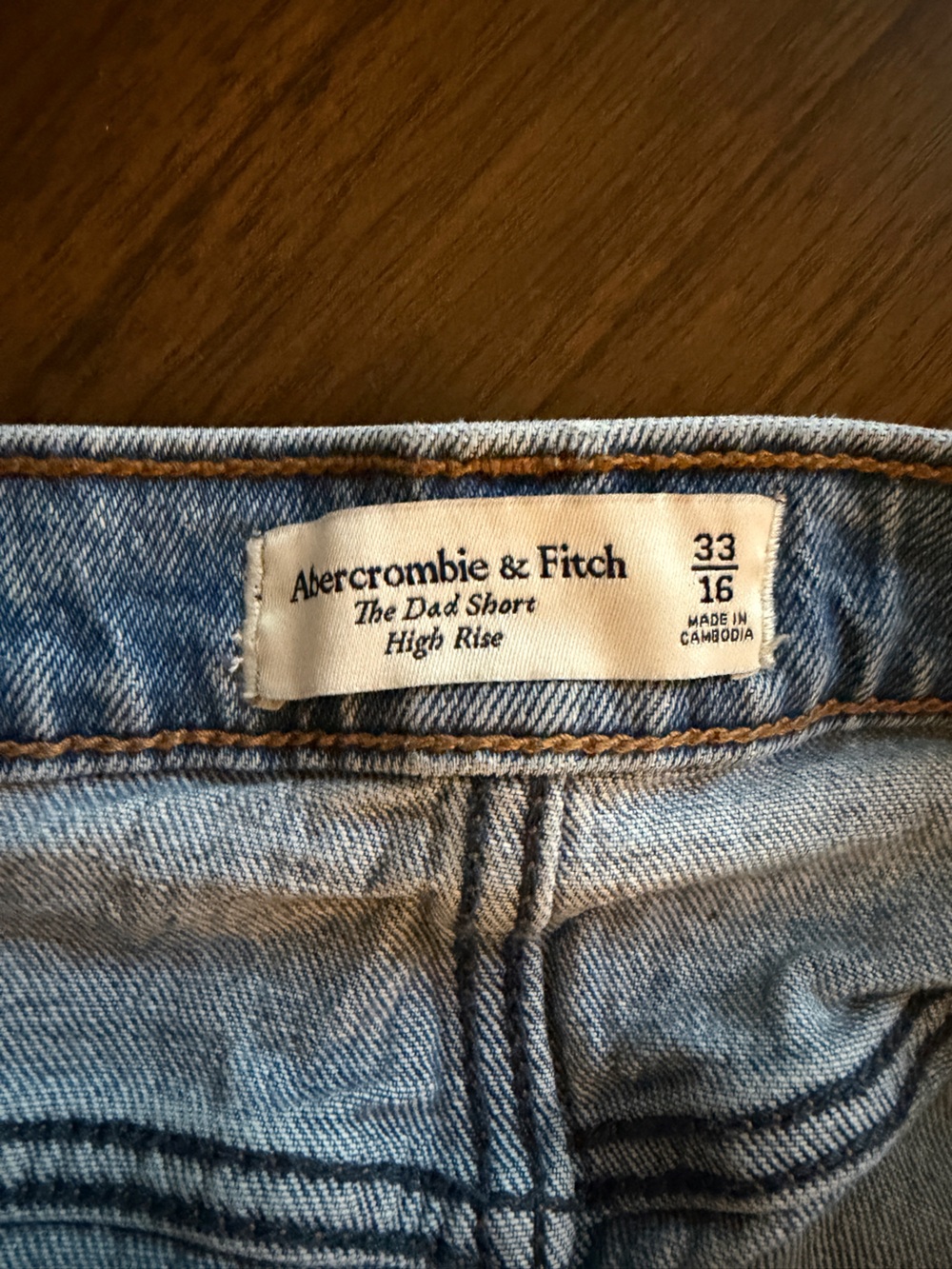Abercrombie & Fitch Light Blue Distressed Denim Shorts - Picture 3 of 3